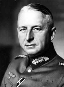 Erich von Manstein (CC Bundesarchiv via Wikicommons).