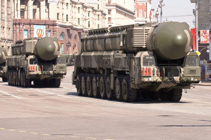 Topol-M_ICBM,_2010 Victory Parade 2010 ICBM