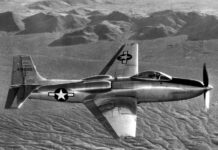 L'XP-81 in volo